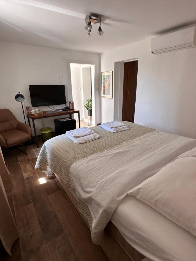 Madonna Guest House Dubrovnik Eksteriør billede